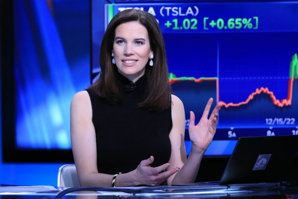 Who is Kelly Evans? Is Kelly Evans pregnant in 2023? 3 107191475 1675889966460 IMG 5721r