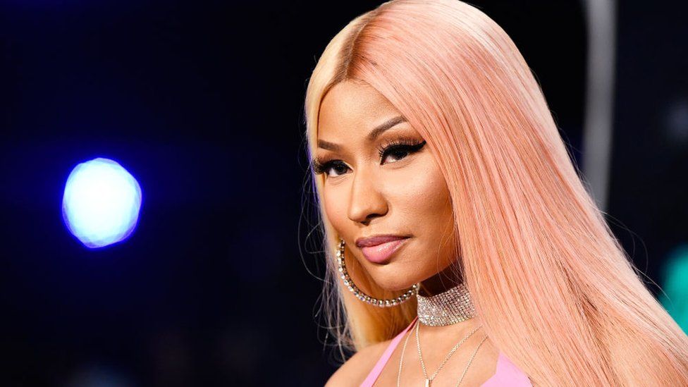 Did Nicki Minaj get plastic surgery? How many times has she gone under the knife? 1 Nicki Minaj
