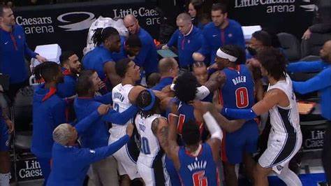 NBA fight - Magic vs Pistons