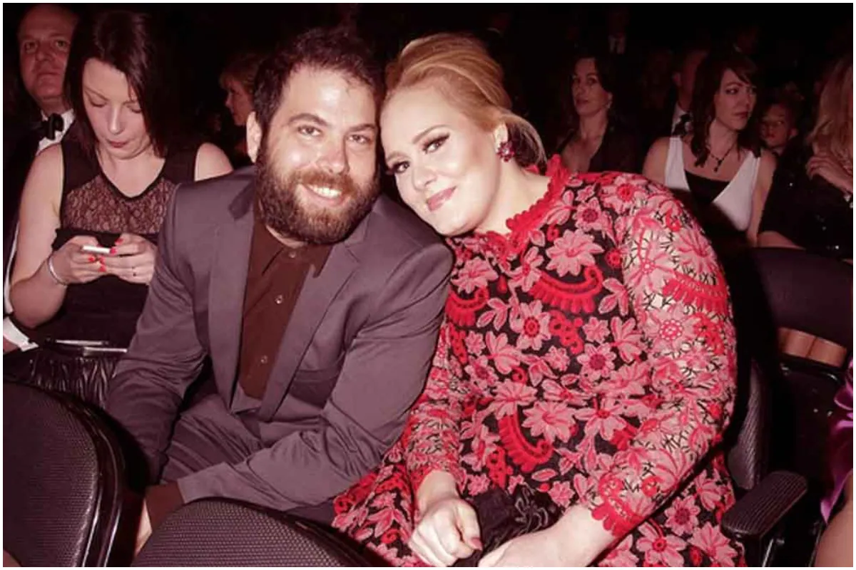 How much money did Adele give to her ex-husband? Who is her ex-husband? 2 1611374106 adele simon konecki
