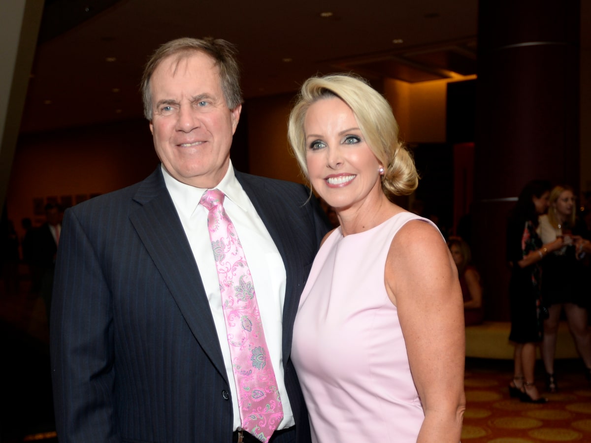 Why did Bill Belichick split from Linda Holliday? How long did the pair date? 3
