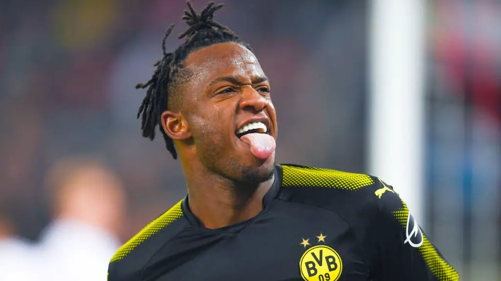 Chelsea should do away with Batshuayi while they can make some money from the deal.