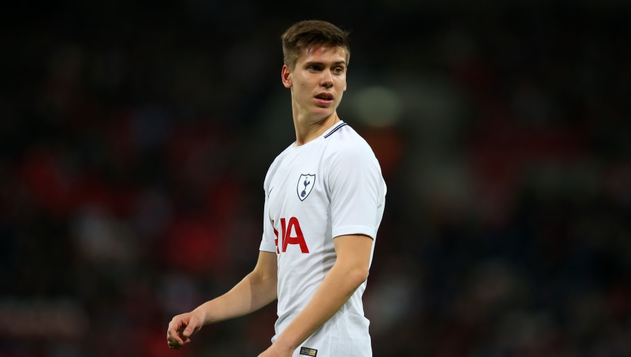 Why Barcelona Could Do With A Defender Like Juan Foyth