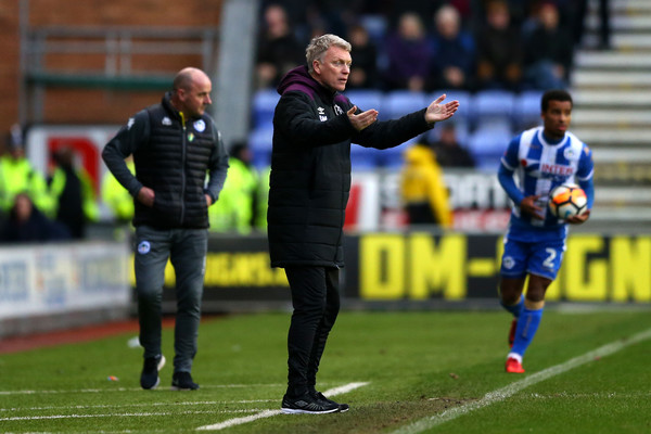 West Ham manager David Moyes reacts on the touchline. (Getty Images)