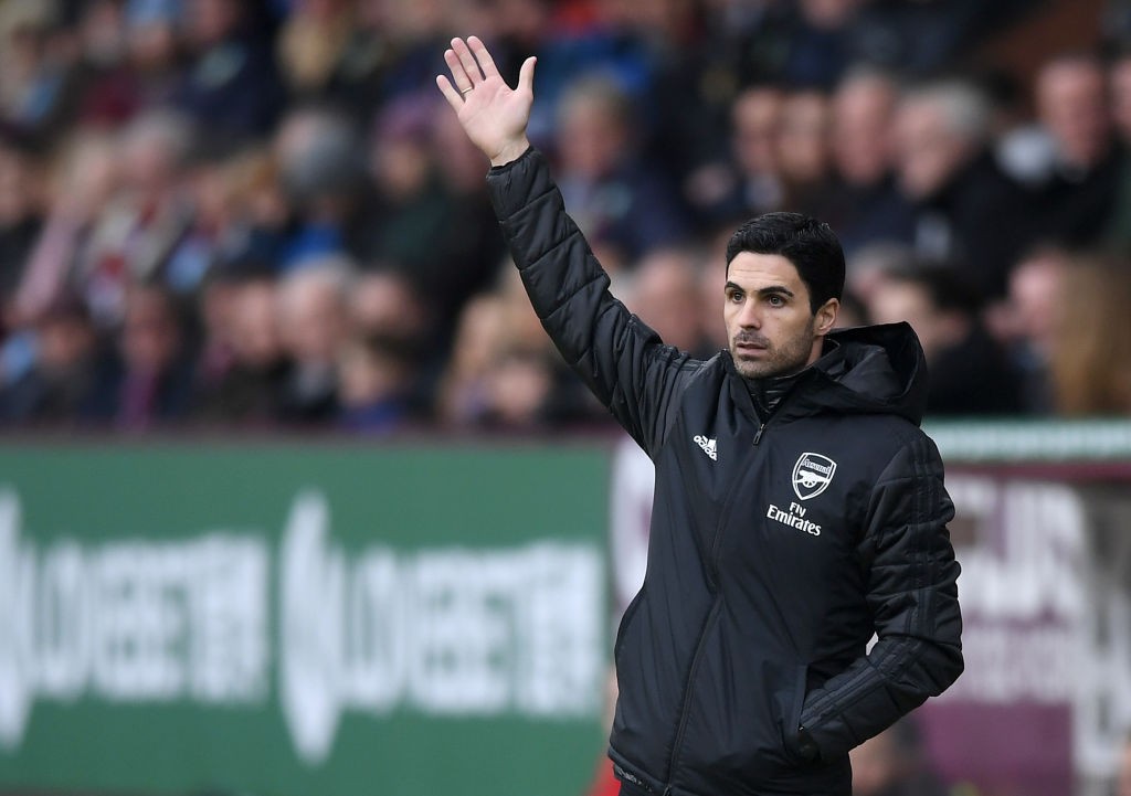 Arsenal boss Mikel Arteta on the touchline (Getty Images)