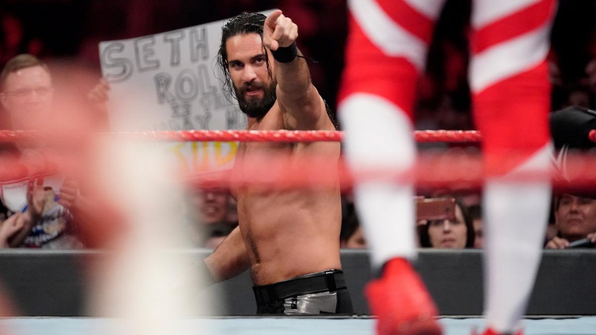 What is the net worth of WWE star Seth Rollins in 2021? 3 Seth Rollins