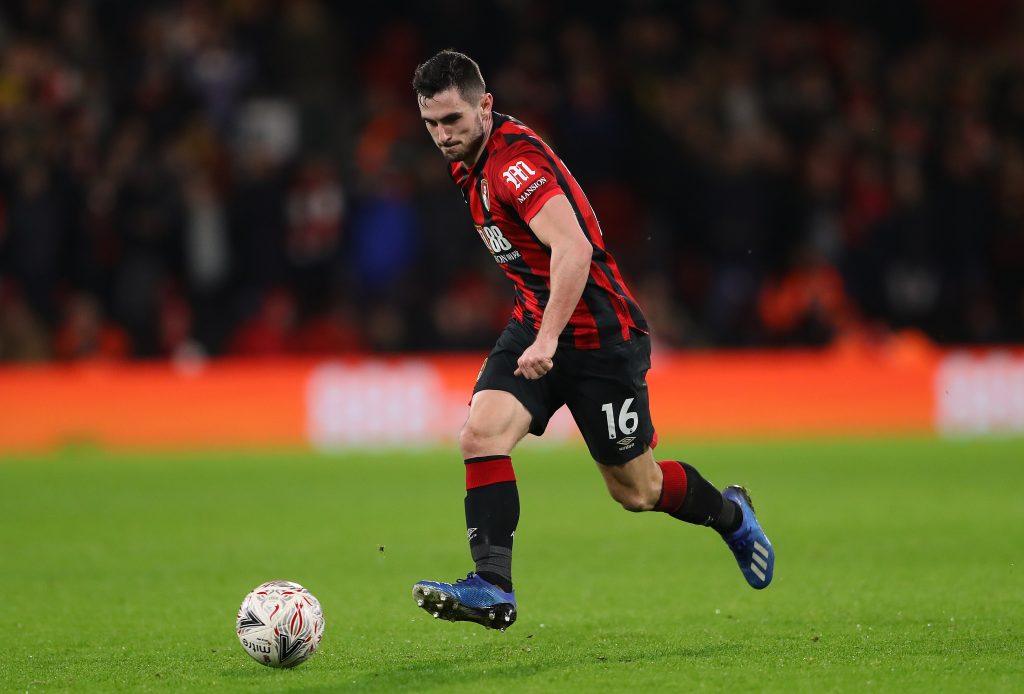 Lewis Cook of AFC Bournemouth controls the ball during the FA Cup Fourth Round match between Bournemouth AFC and Arsenal FC at Vitality Stadium on January 27, 2020 in Bournemouth, England. (Getty Images)