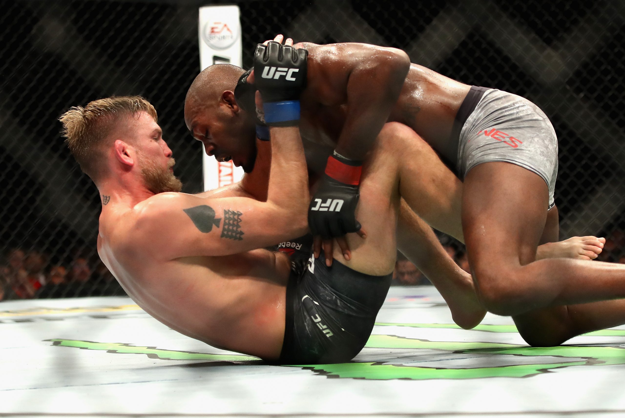 Alexander Gustafsson Jon Jones UFC 165 Hall of Fame