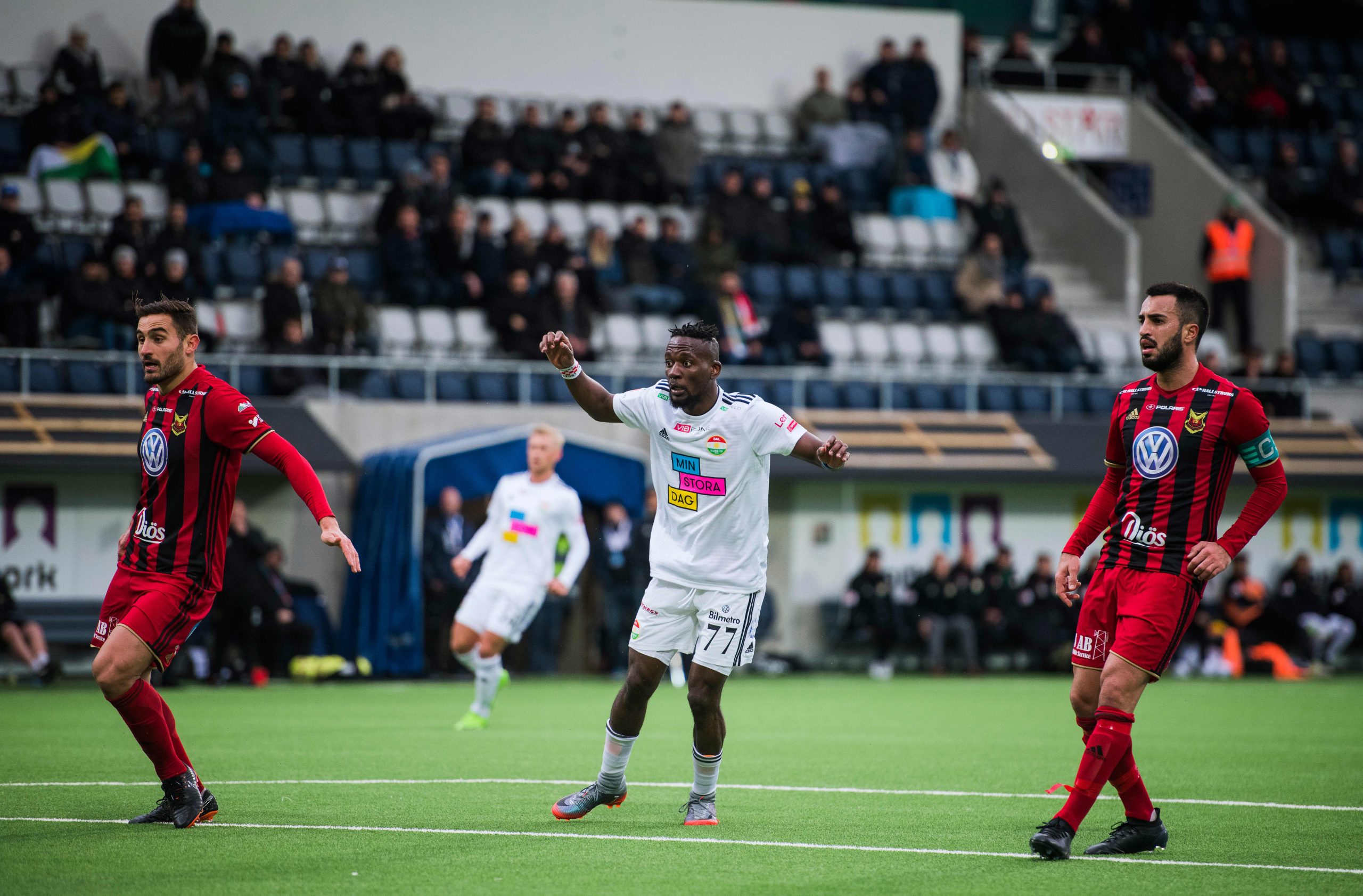 Mohamed Buya Turay (C) during his time with Dalkurd FF (Getty Images)