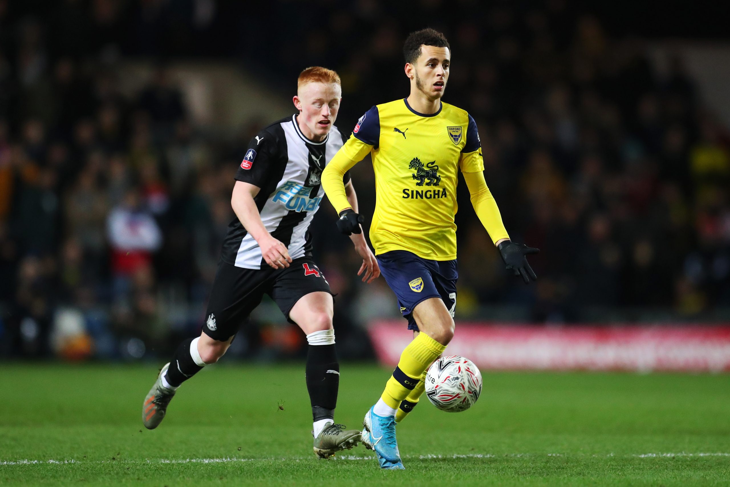 On-loan West Ham winger Nathan Holland playing for Oxford United in the FA Cup match against Newcastle United in February.