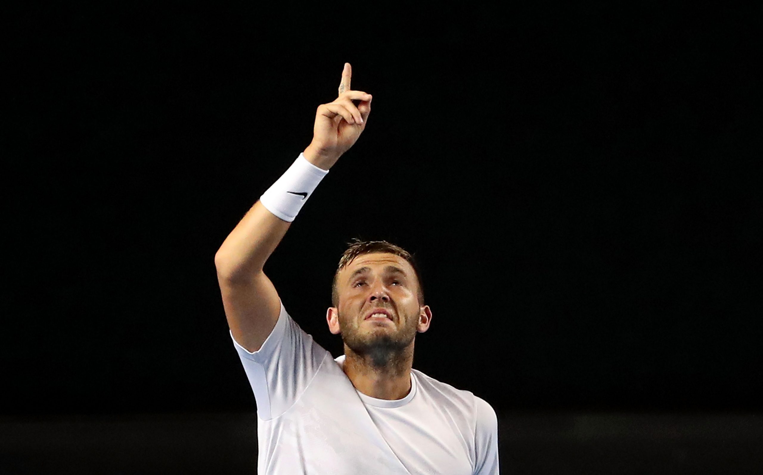 Dan Evans: Tennis career, clothing, girlfriend and more 3 Dan Evans celebrates during the 2017 Australian Open.
