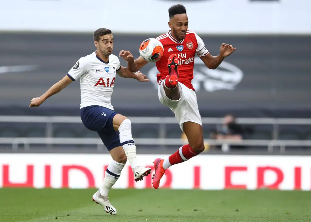 Harry Winks (L) in action against Arsenal (Getty Images)