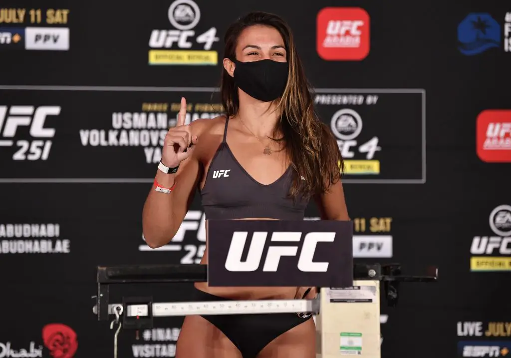 Amanda Ribas during the weigh in