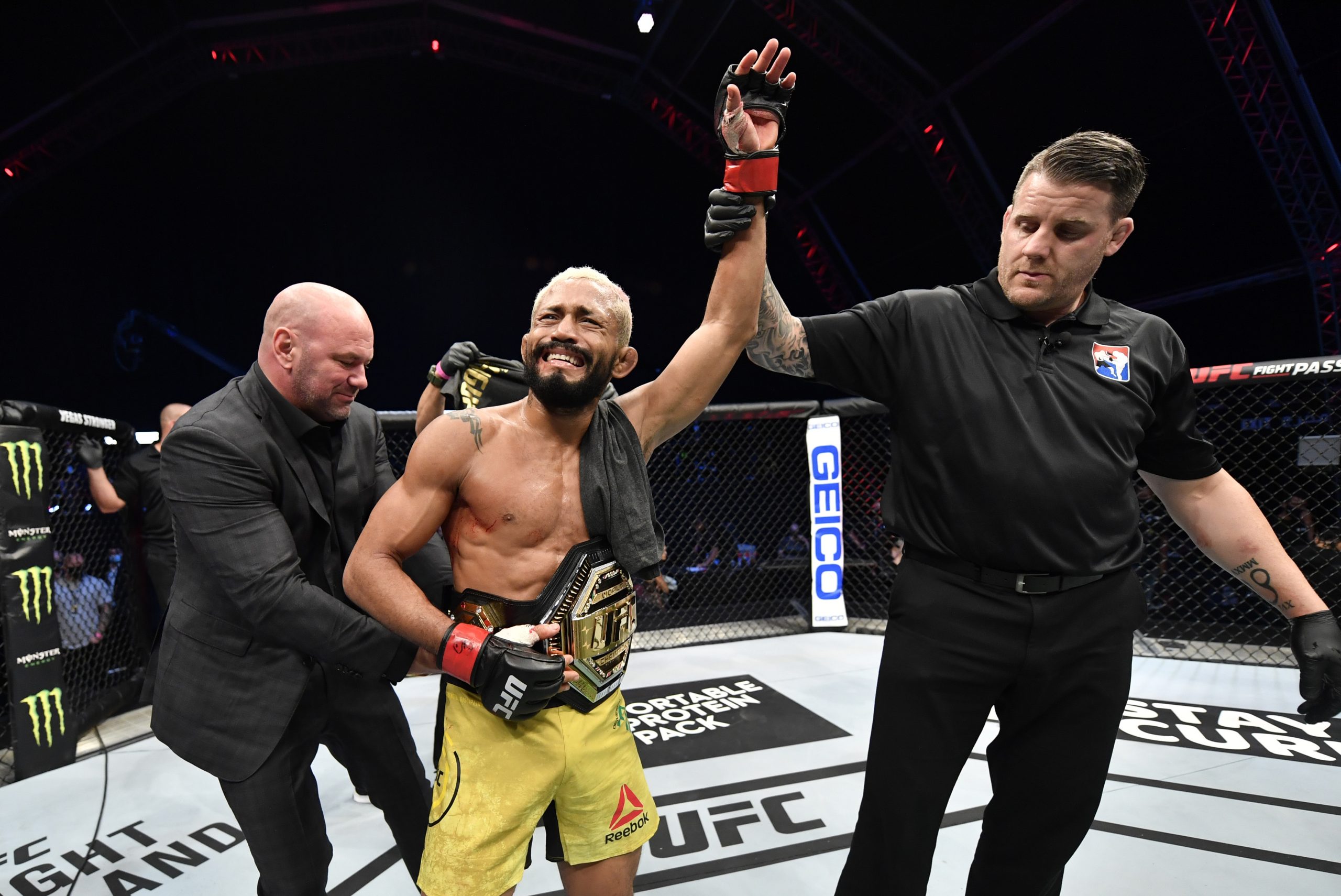 An emotional Deiveson Figueiredo celebrates