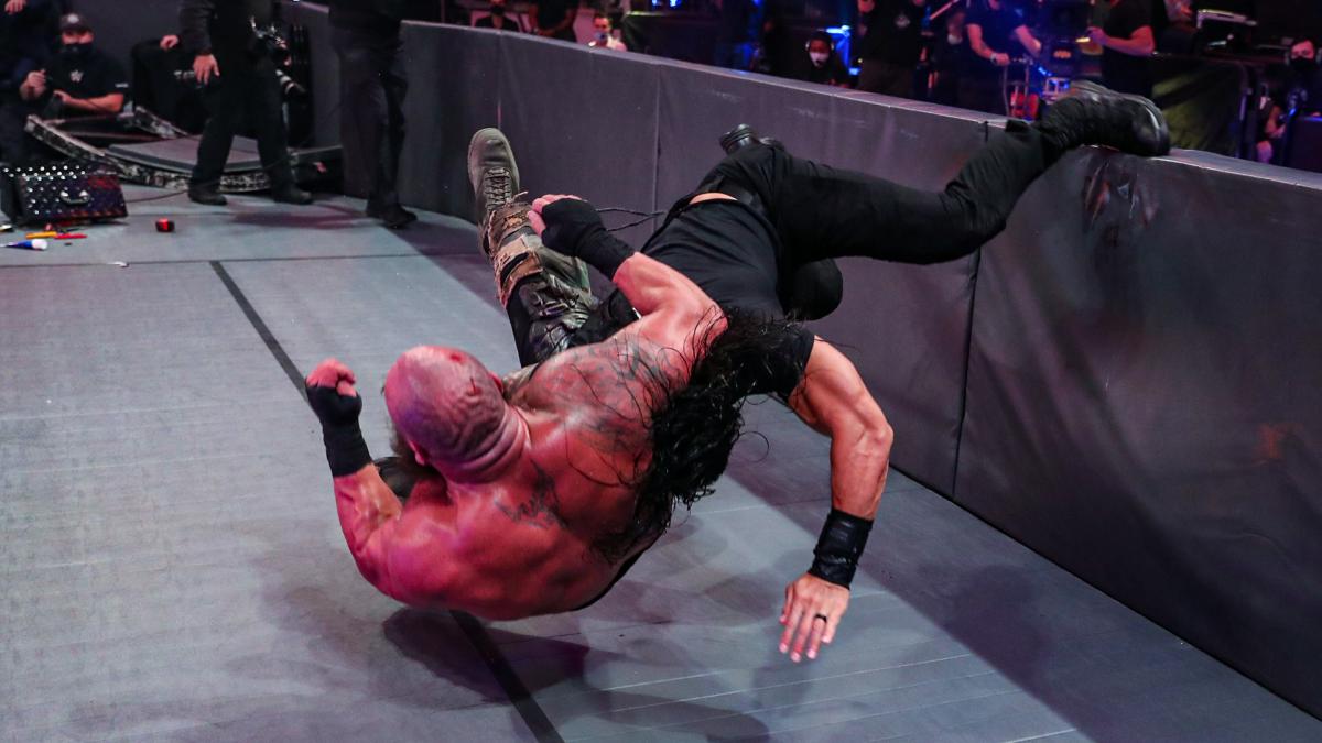 Roman Reigns spears Braun Strowman at SummerSlam 2020