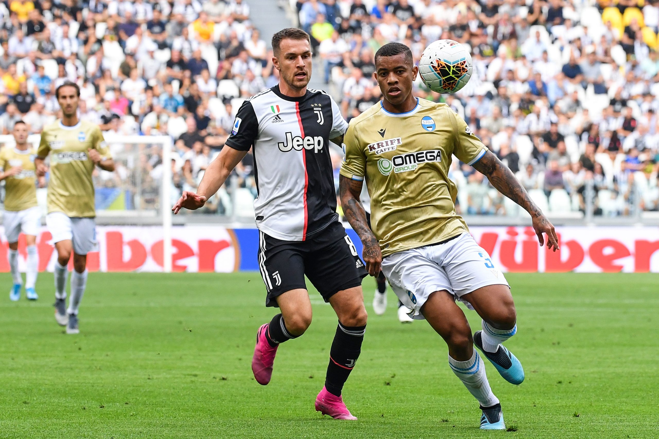 Aaron Ramsey (L) in action against SPAL (Getty Images)