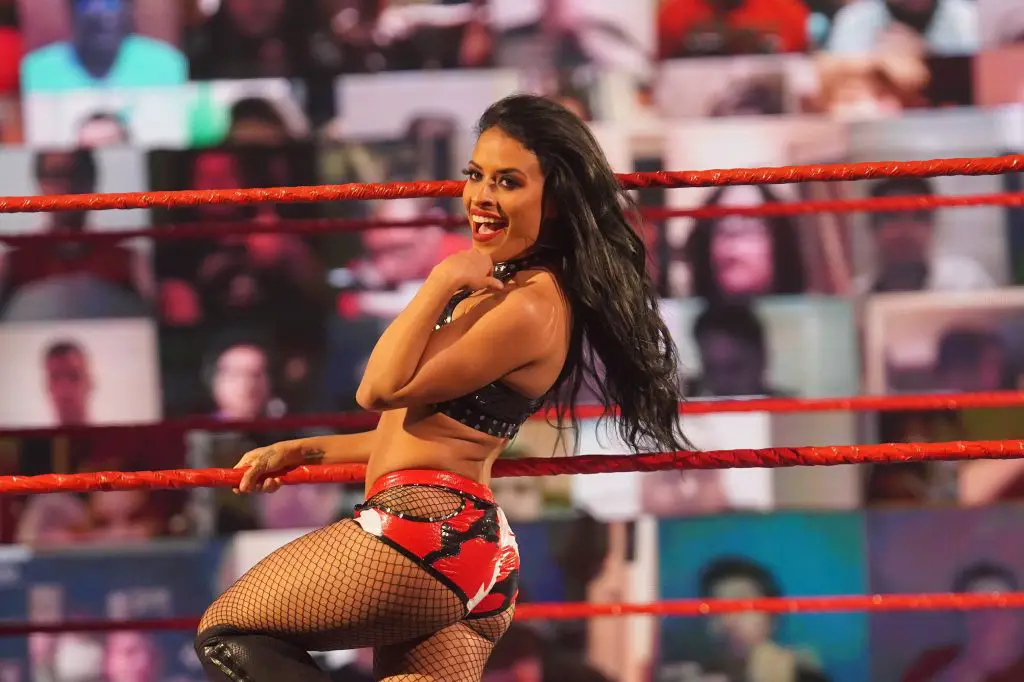 Zelina Vega teamed up with the IIconics on Raw