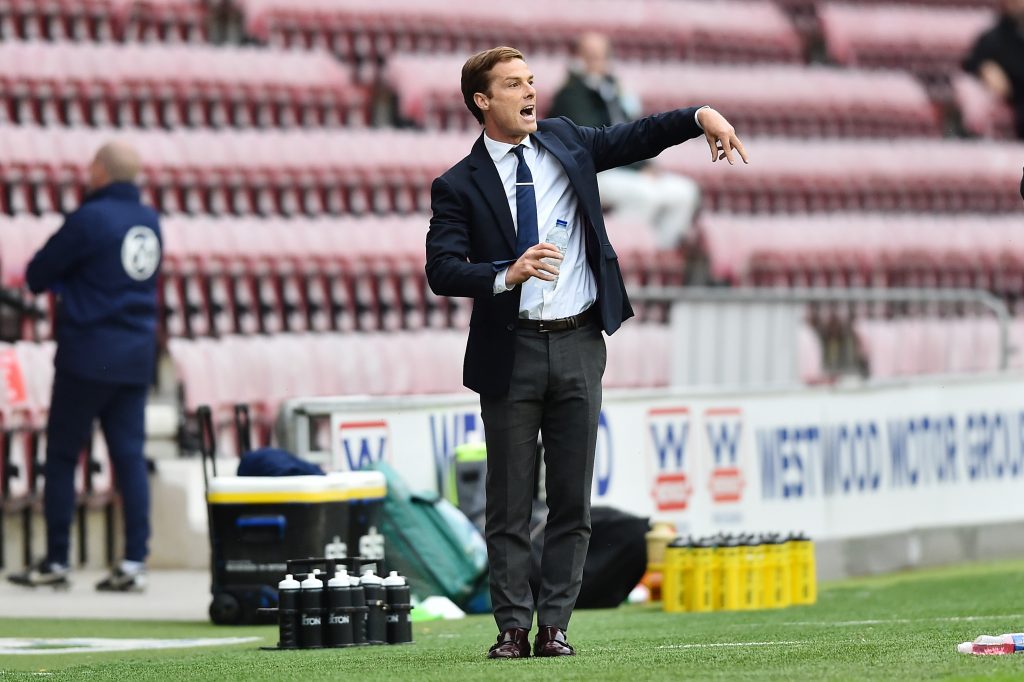 Fulham manager Scott Parker on the touchline (Getty Images)