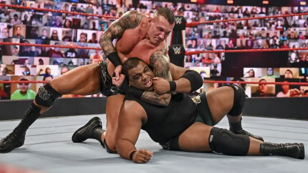 Randy Orton in action against Keith Lee