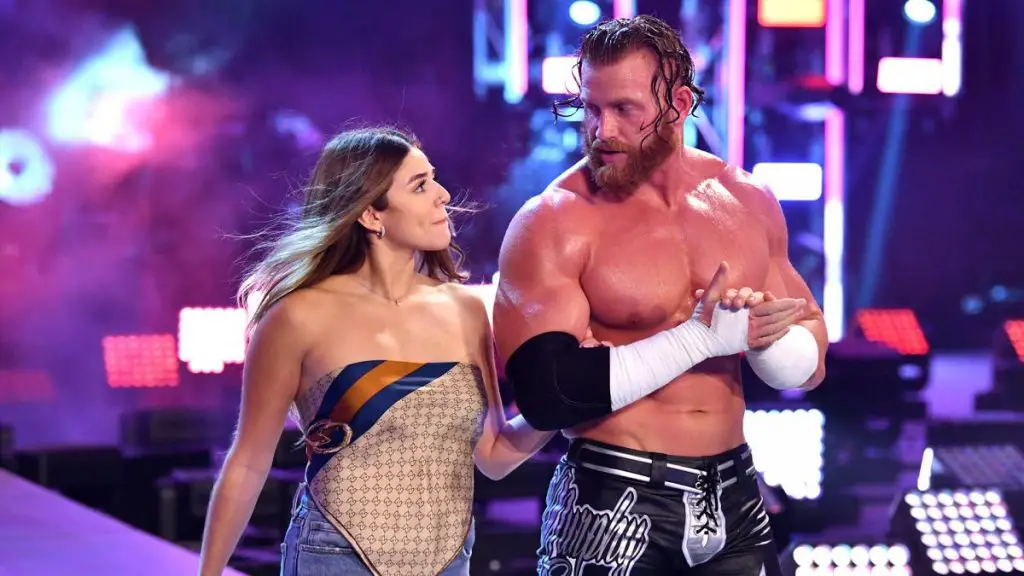 Aalyah and Murphy are now a couple in WWE