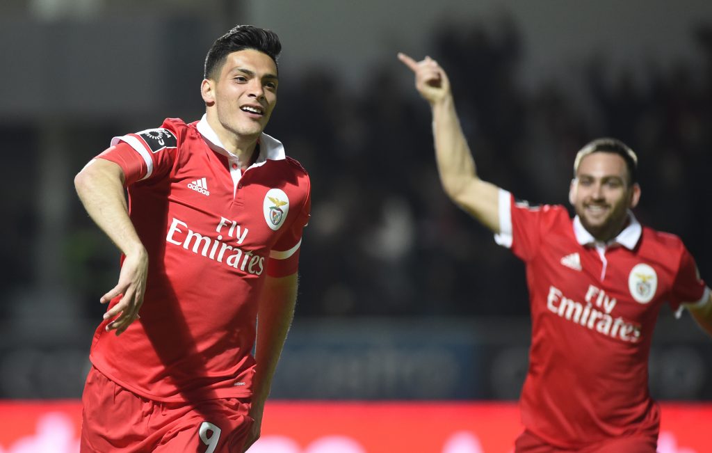 Why Man United should have signed this 29-year-old PL-proven star instead of ageing veteran 1 fbl por liga feirense benfica