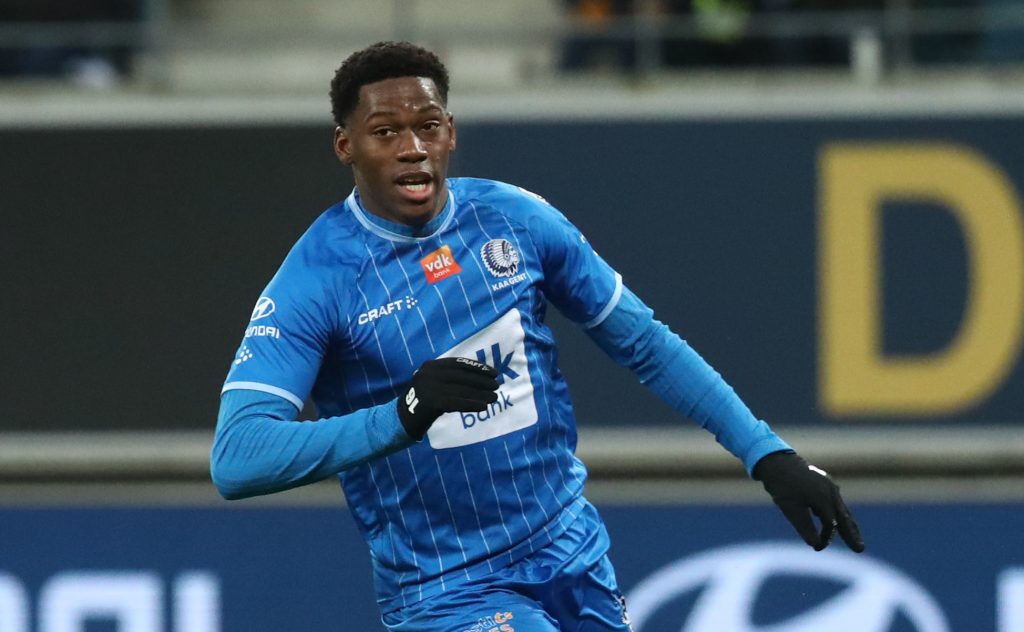 Gent's Jonathan David celebrates after scoring during a soccer match between KAA Gent and RE Mouscron. 