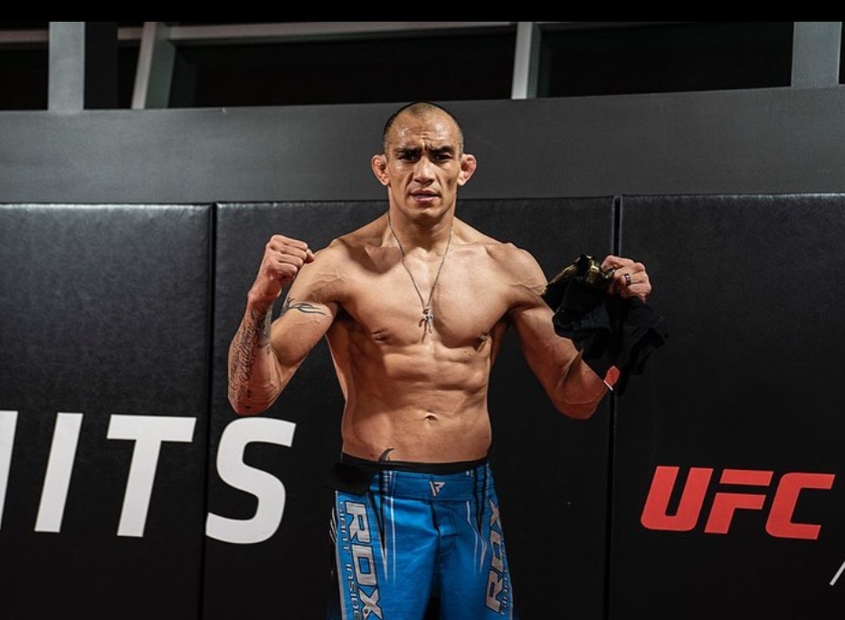 Tony Ferguson looks in great shape ahead of UFC 256