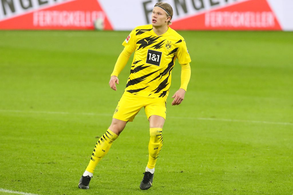 Chelsea are in the race to sign Borussia Dortmund striker, Erling Haaland.