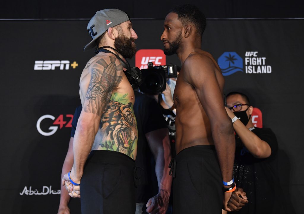Michael Chiesa and Neil Magny face off