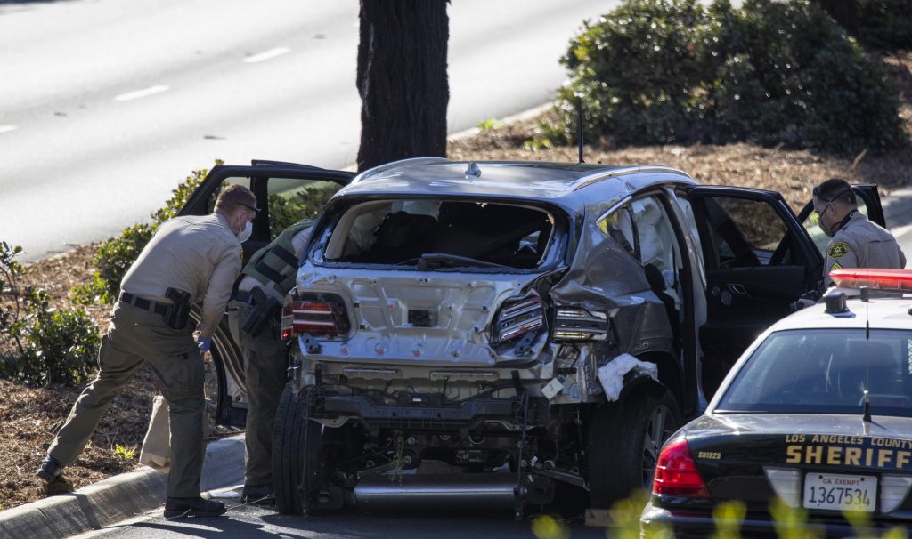 Tiger Woods suffered a comminuted open fracture after his car accident