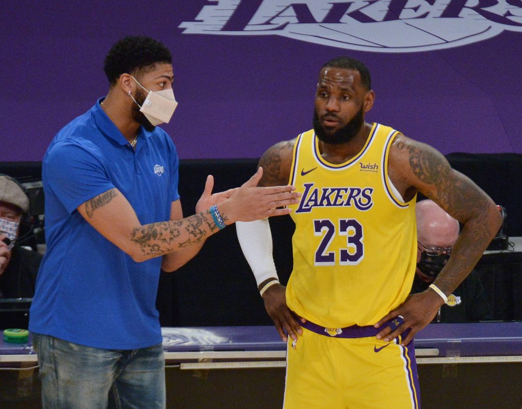 Anthony Davis 2023 – Net Worth, Salary, Records and Endorsements 1 Anthony Davies is now with the LA Lakers. (imago Images)