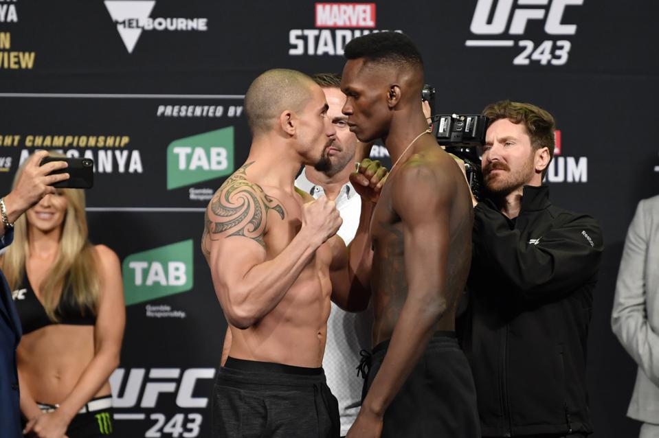 israel adesanya robert whittaker