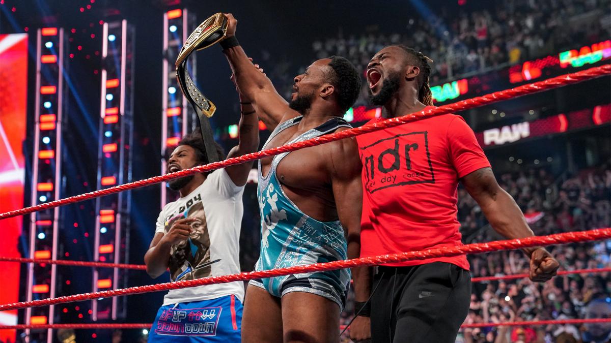 Roman Reigns reacts to Big E becoming WWE champion