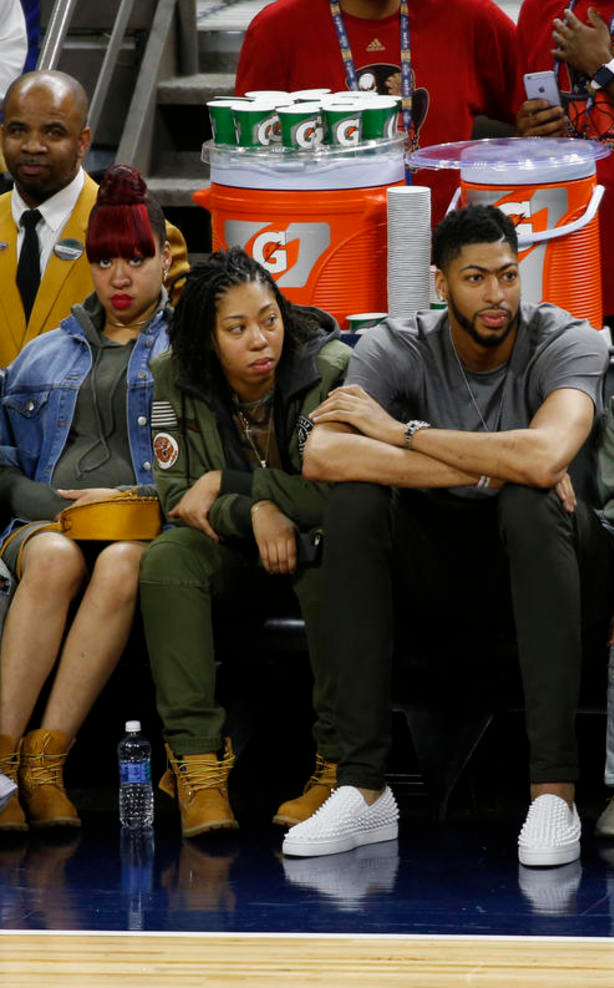 Anthony Davis 2023 – Net Worth, Salary, Records and Endorsements 4 Antoinette Davis is the twin sister of Anthony Davis