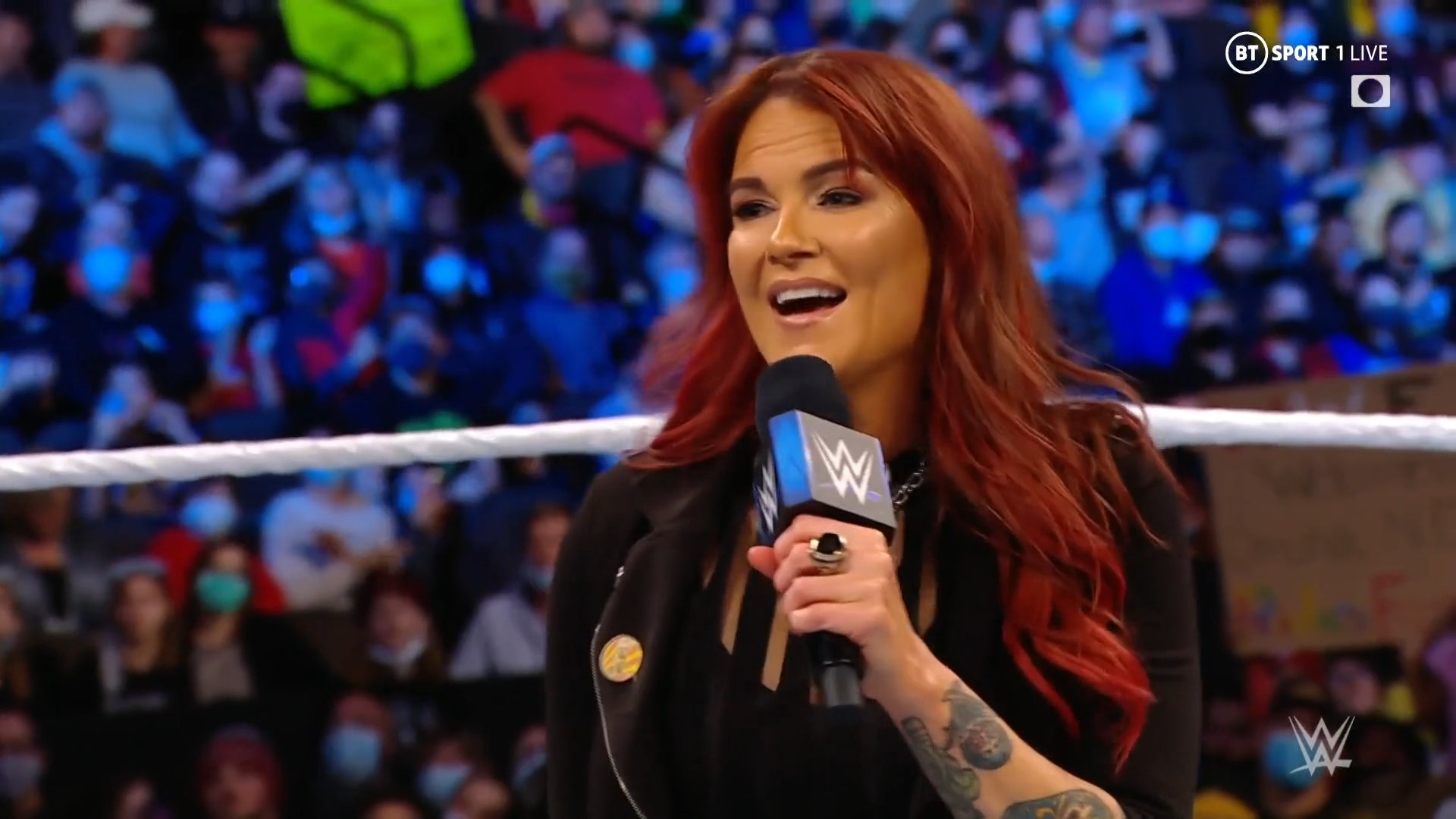 WWE Hall of Famer Lita is set to appear on Raw this week.