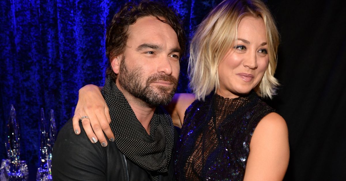 Are Big Bang Theory stars Kaley Cuoco and Johnny Galecki dating? Learn about their dating history
