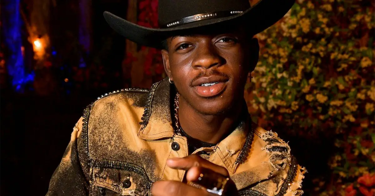 Lil Nas X issues apology towards Transgender Community after joking about transitioning with PHOTO