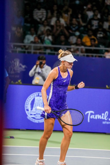 Danielle Collins Vs Magda Linette Head To Head Our Bold Prediction - nobsggt