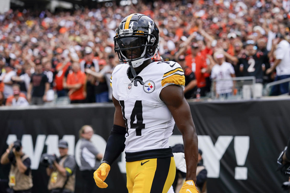 “Is this better than OBJ”: NFL World goes crazy after Steelers Rookie WR George Pickens produces an insane catch against the Browns 2 George Pickens