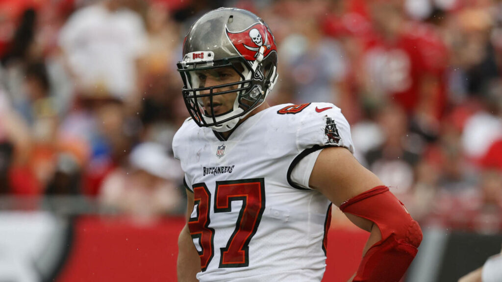 "It is always difficult to see a great player walk away from the game"- Tampa Bay Buccaneers GM reacts to the retirement of Rob Gronkowski 1 Gronk 1