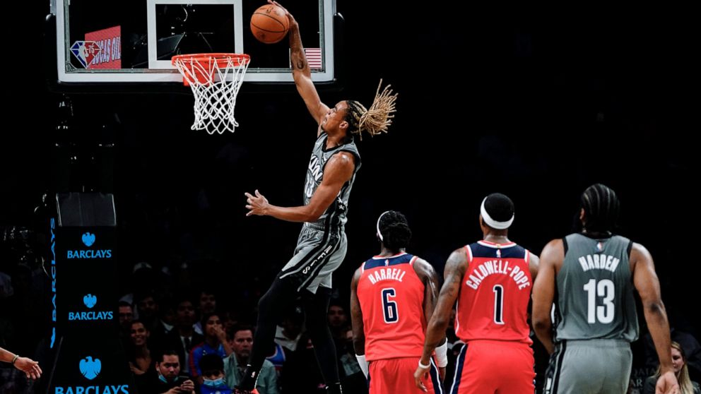 Nic Claxton and Montrezl Harrell in Nets vs 76ers