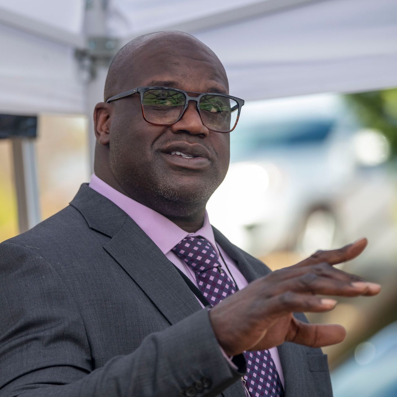 Does nba legend shaq own reebok media referee