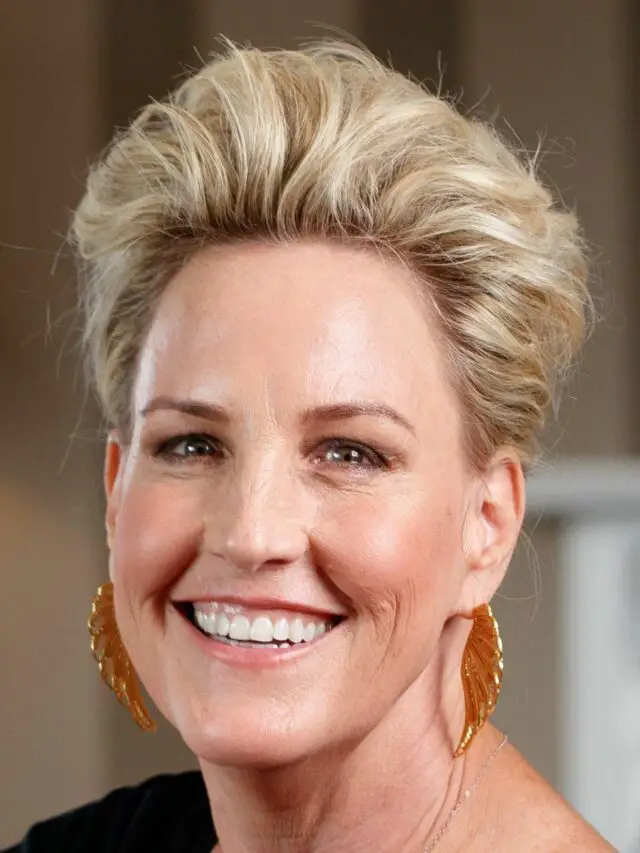 Erin Brockovich: Net Worth, Career, and Personal Life
