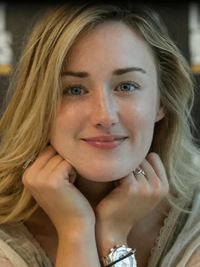 Who is Ashley Johnson? Who is her ex-boyfriend and why does she have a restraining order against him?