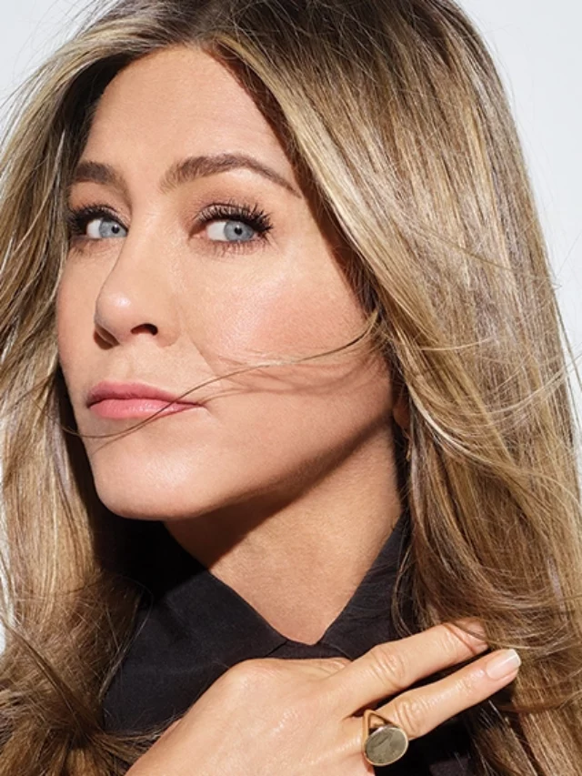 What was Jennifer Aniston’s big buy after securing the F.R.I.E.N.D.S. role?