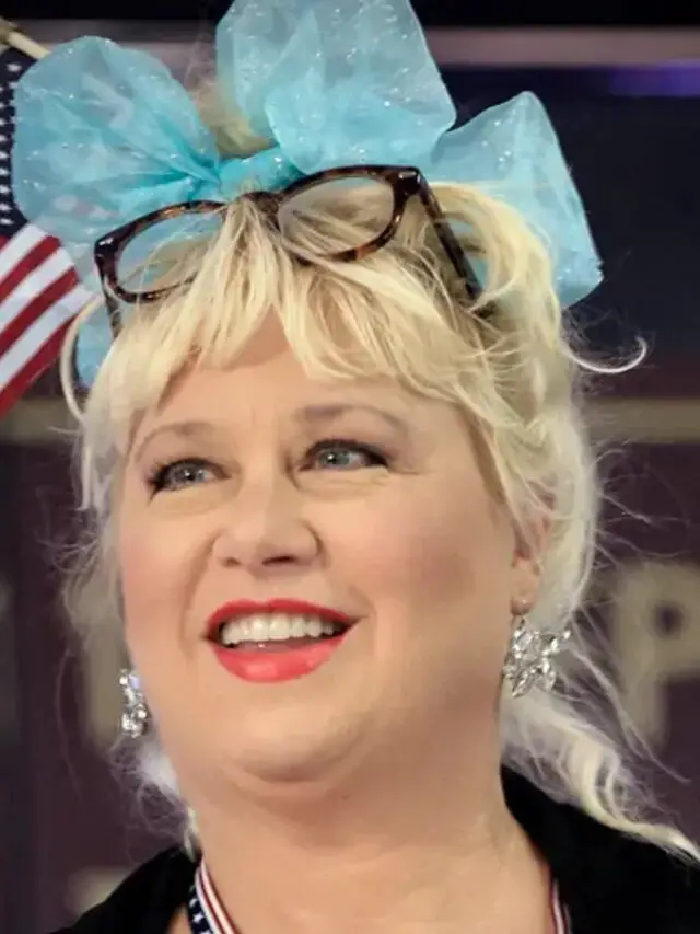Victoria Jackson 2023 – Networth, Career, Personal Life, and More
