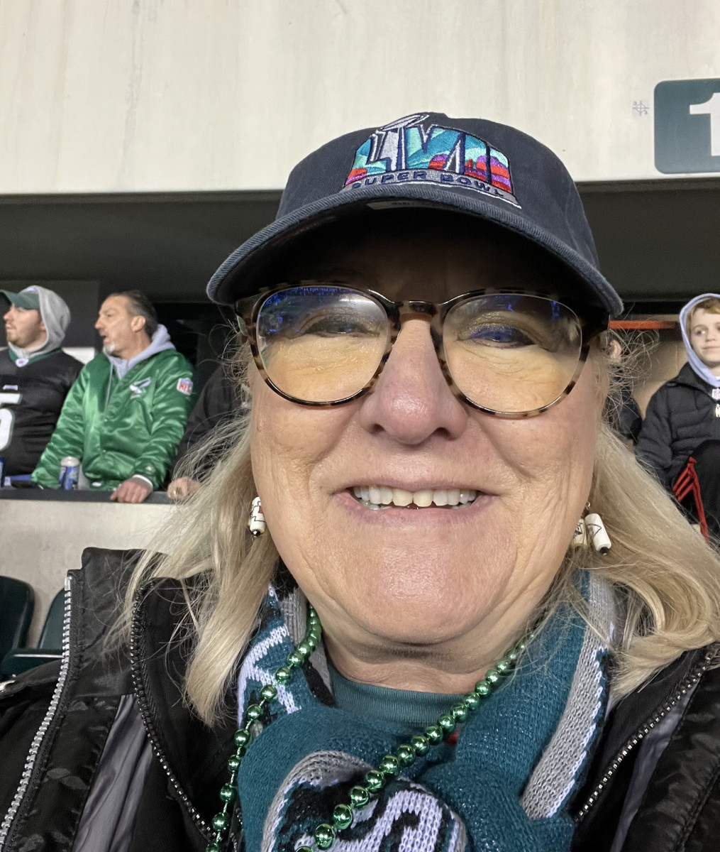 Donna Kelces Health Scare The Latest Updates And Family Statements - 8aq09lw