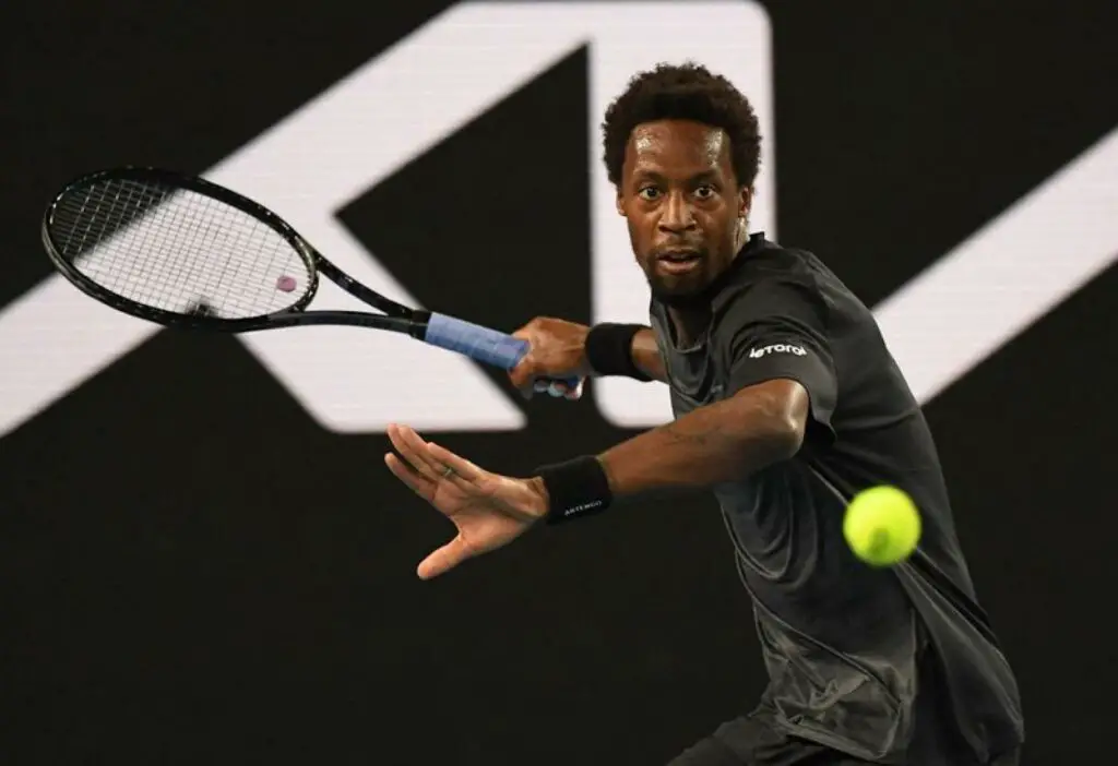 gael monfils picks up his second consecutive tournament withdrawal