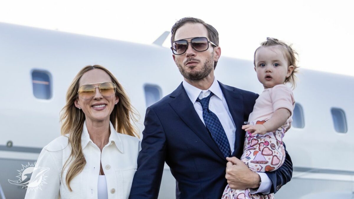 Mike McDaniel and his family 