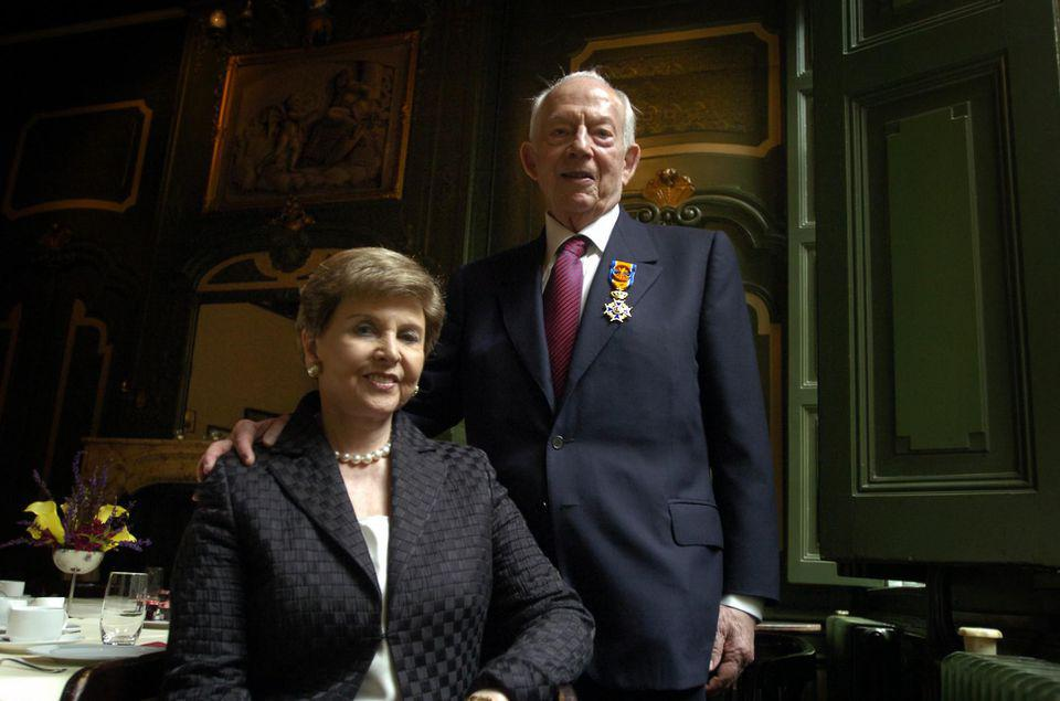 What is the net worth of the Sackler Family in 2023? 1 The Sackler Family